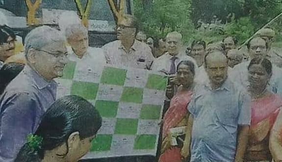 A newly inaugurated bus route directly to IQ City