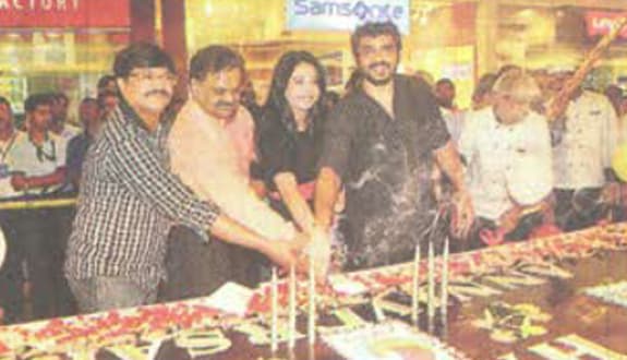 Mani Square celebrates its 6th Anniversary