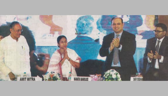 ASSOCHAM 2016: Felicitation of Chief Minister