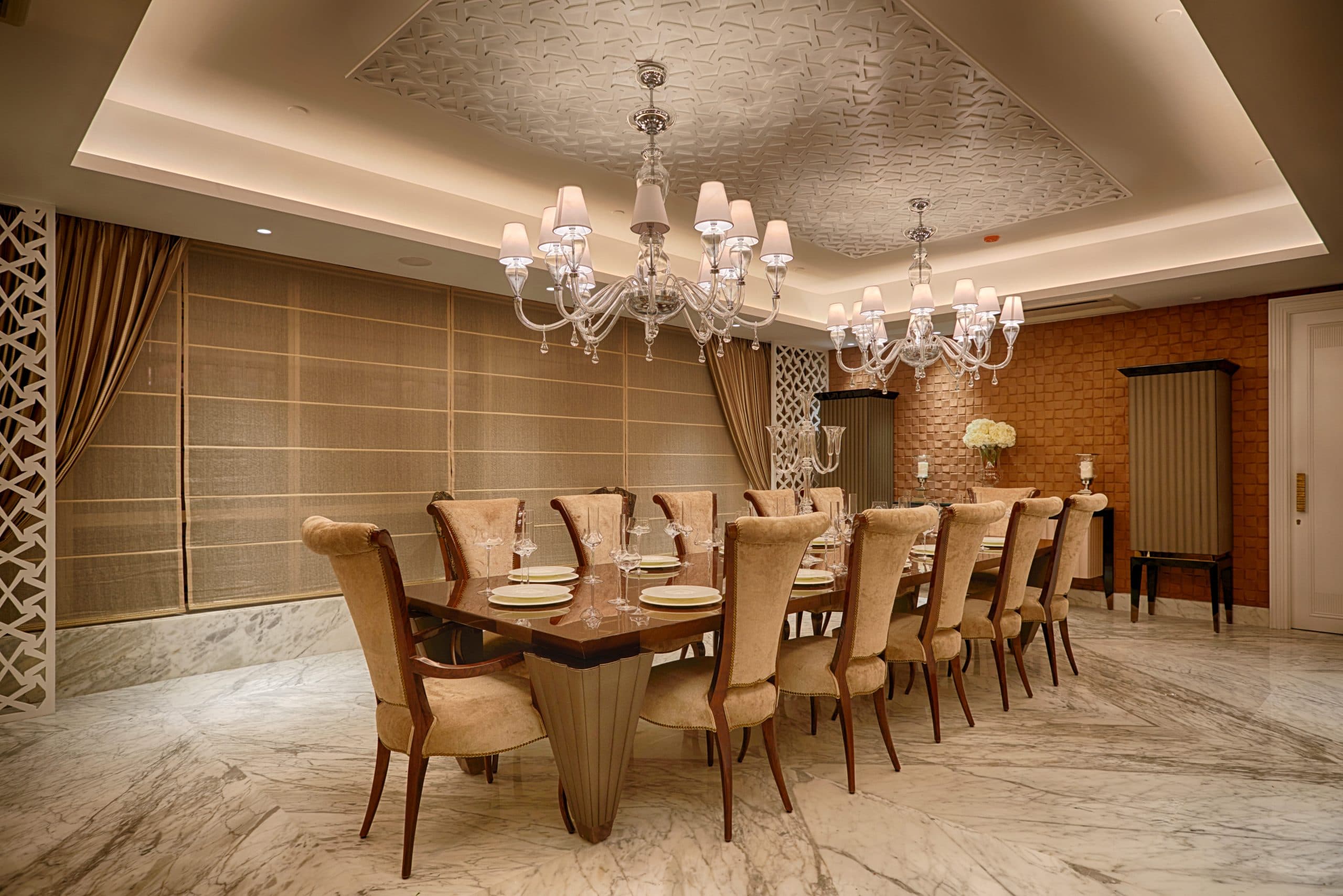 Dining 2 _POM1382_HDR