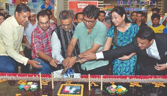 Mani Square celebrates its 11th Anniversary