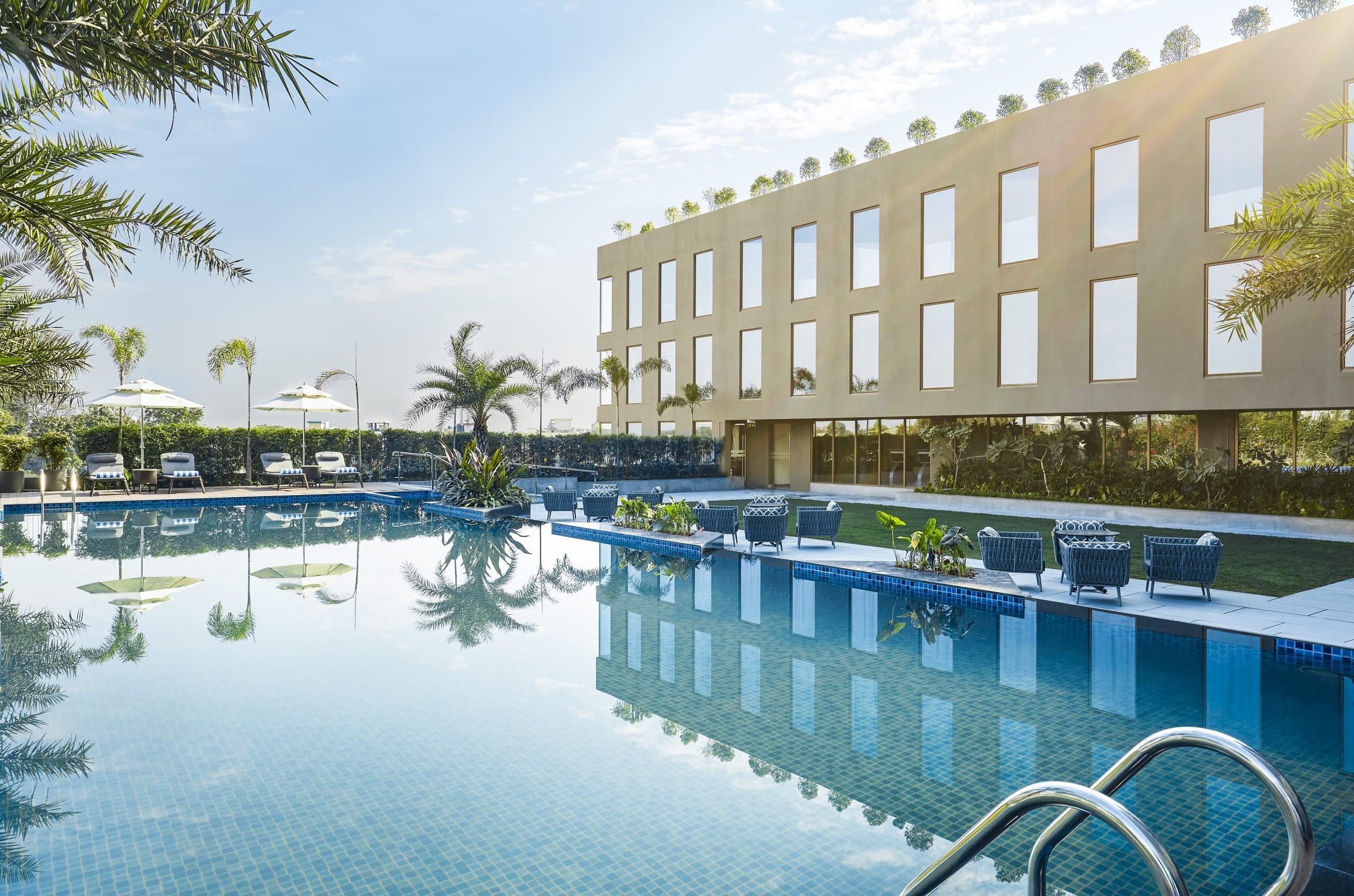 08.-Poolview_IXBCY_CourtyardByMarriottSiliguri-2-scaled